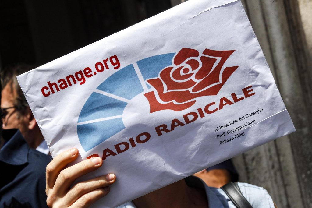 Radio Radicale lega vota col pd