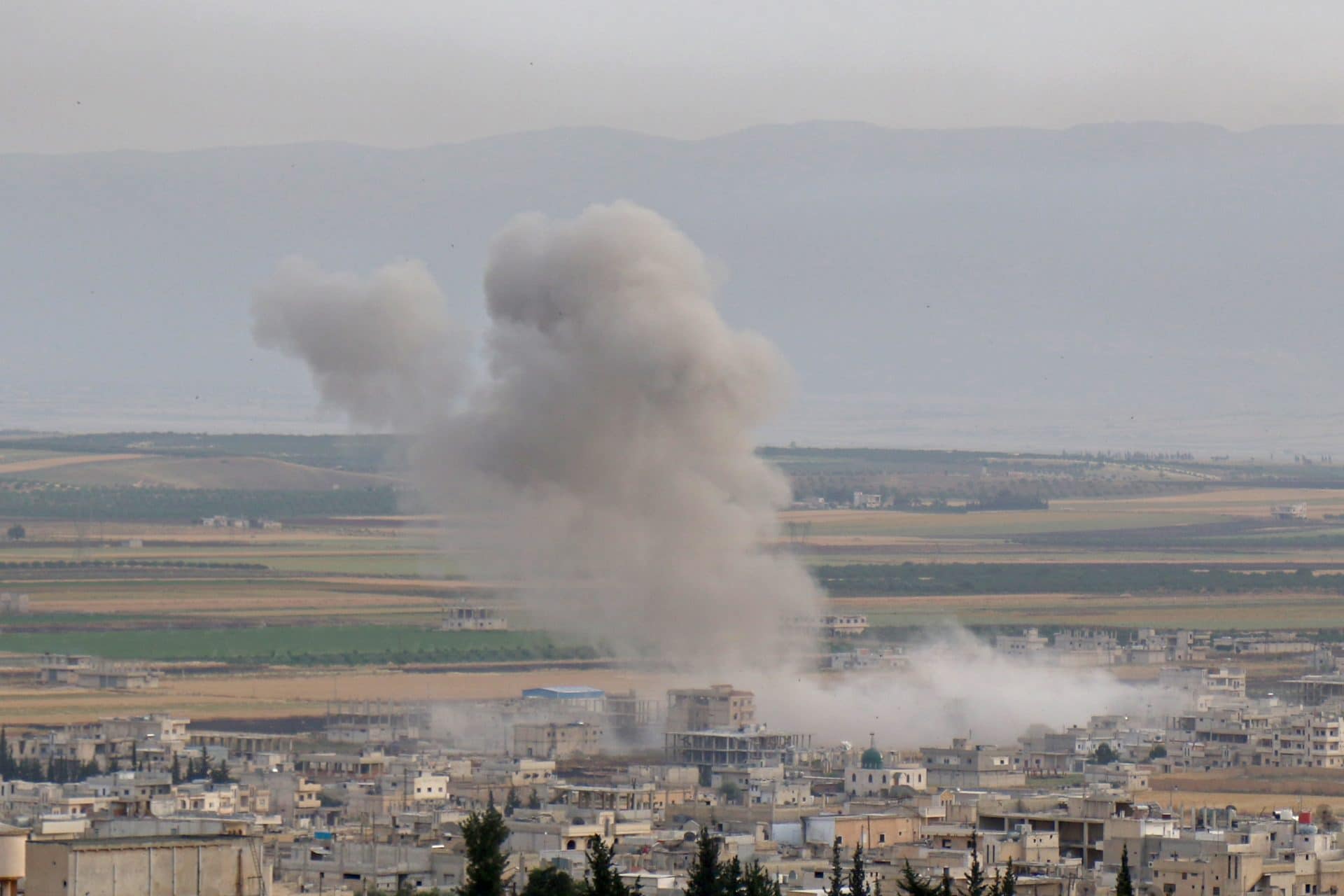 Siria, Osservatorio Siriano per i Diritti Umani 10 morti in raid di