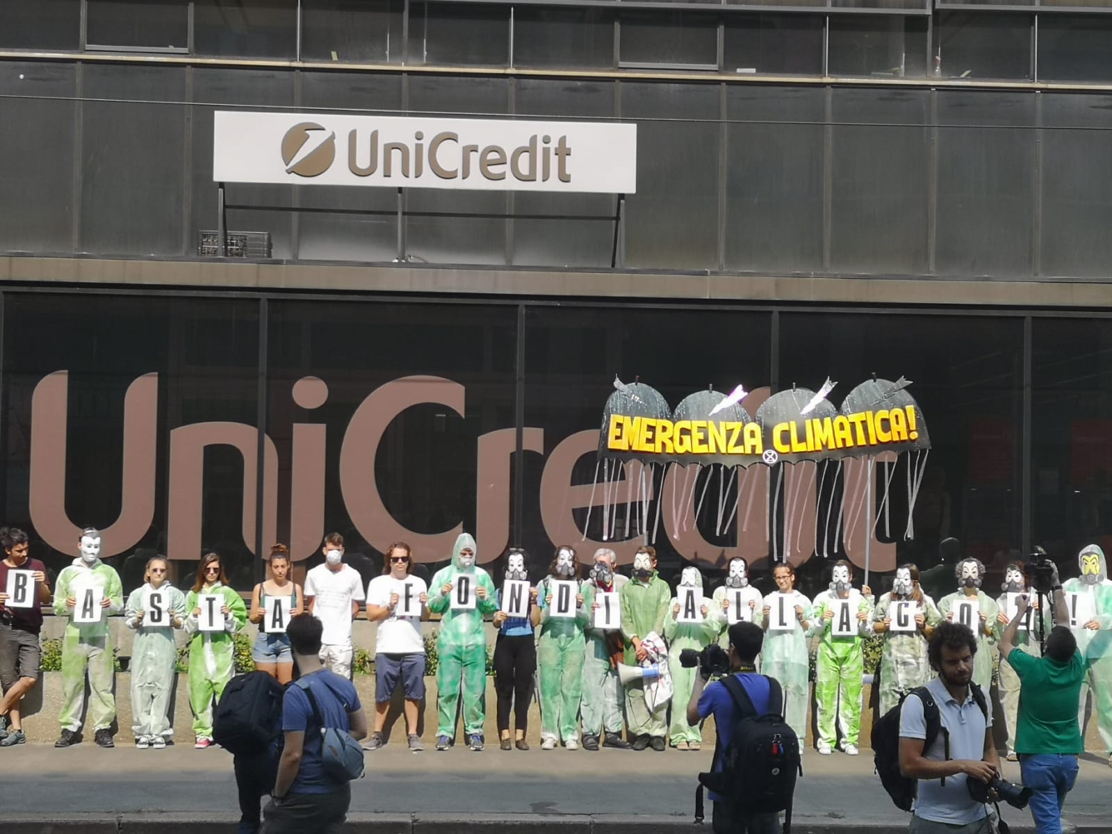 Fridays for Future flash mob casa di carta