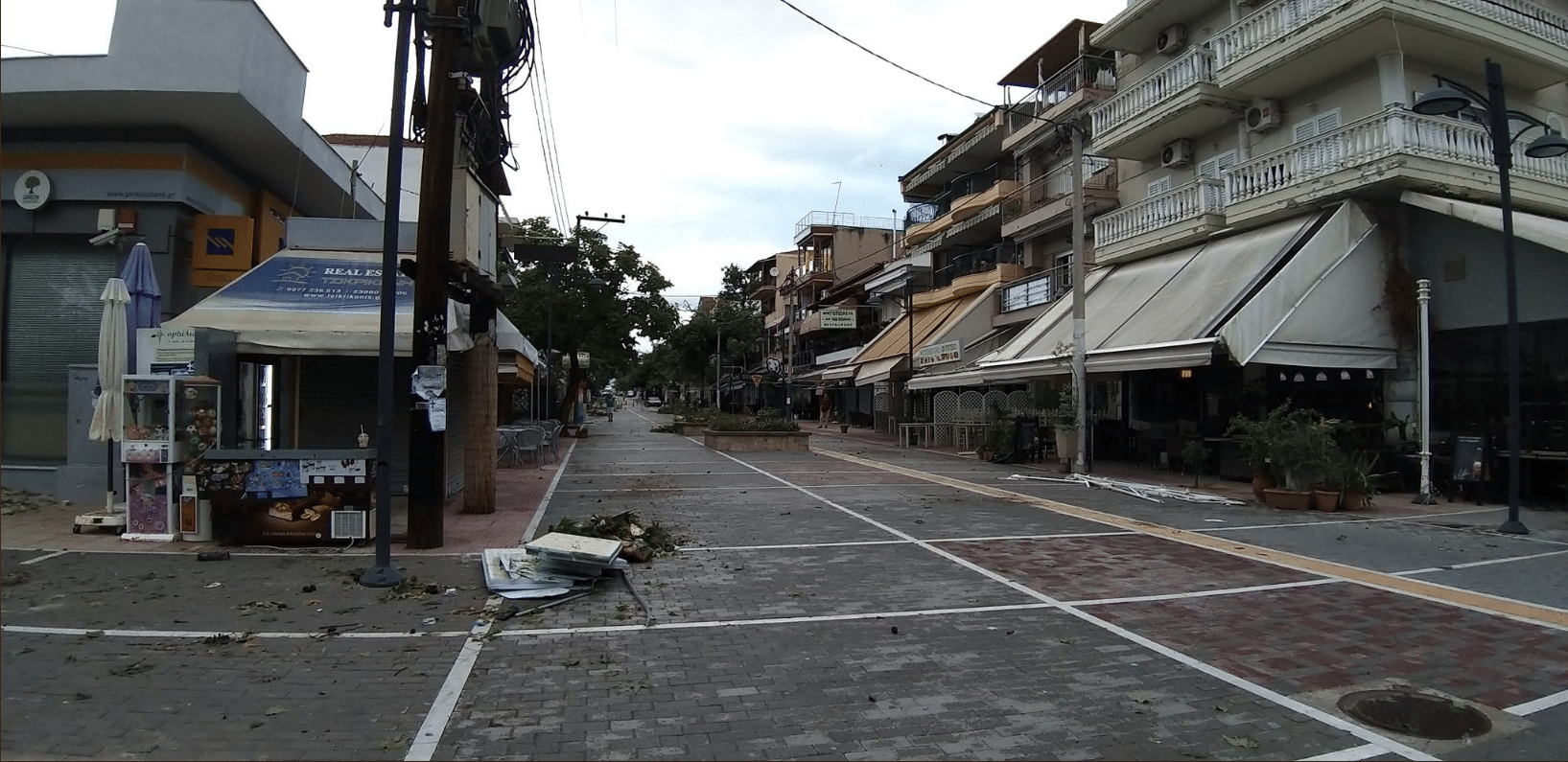 Maltempo in Grecia: le foto e i video del tornado | VIDEO