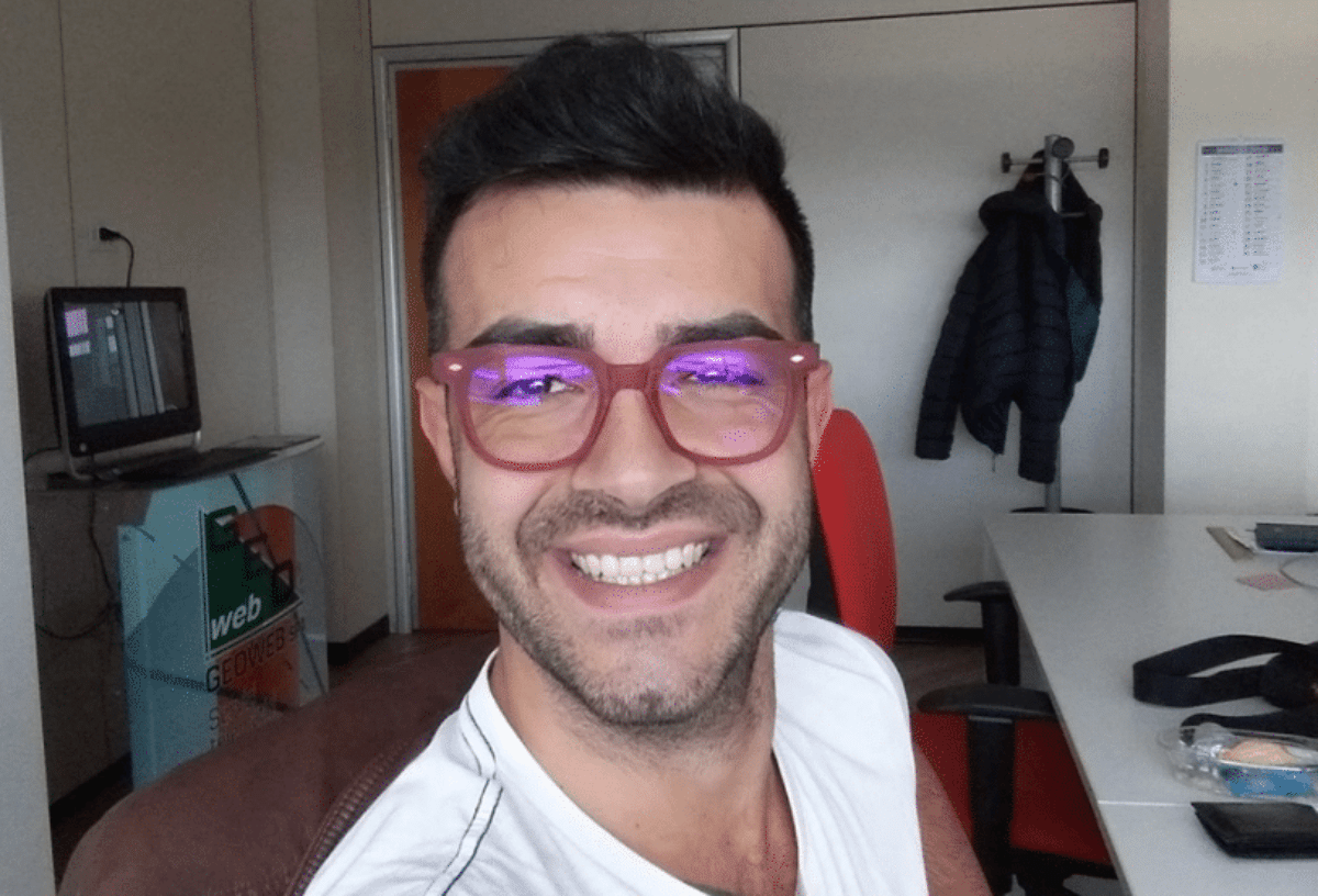 Dimentica Chiavi Di Casa E Si Arrampica Ma Cade Ragazzo Morto Ladispoli