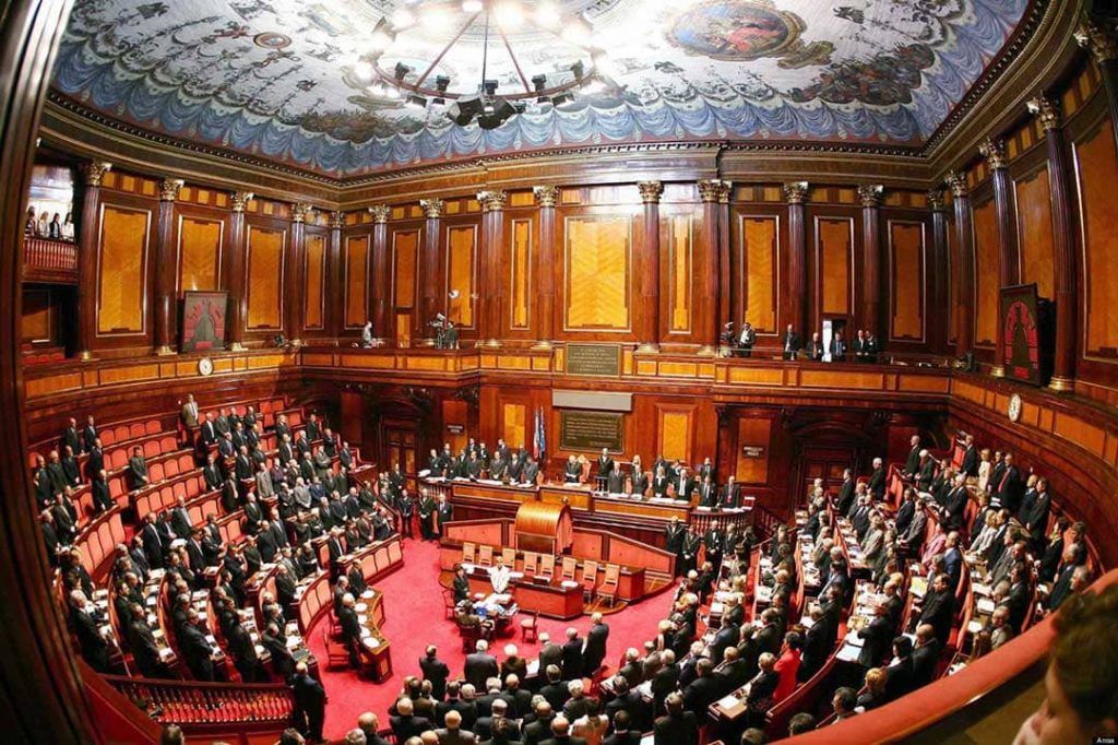senato approva ddl costituzionale taglio parlamentari