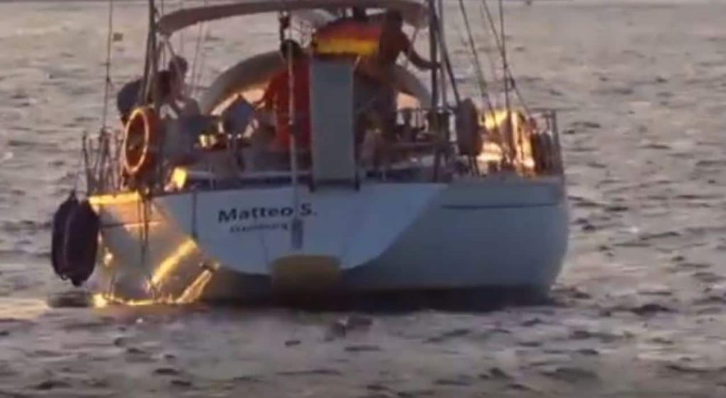 Barca Matteo Salvini Lampedusa