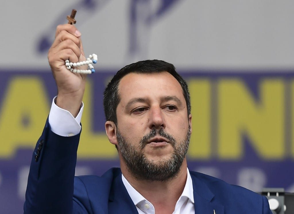 Salvini rosario