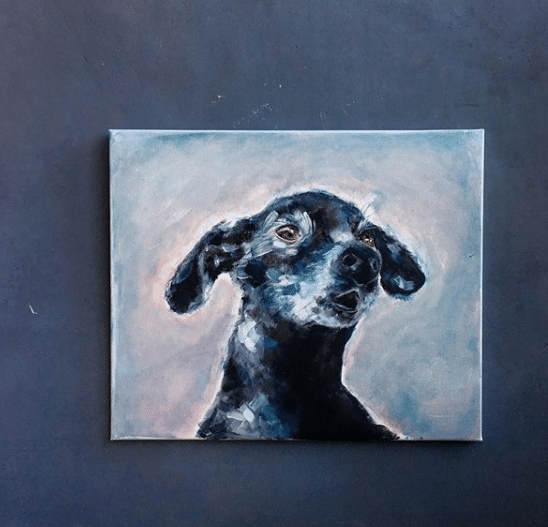 pittrice dipinge seni