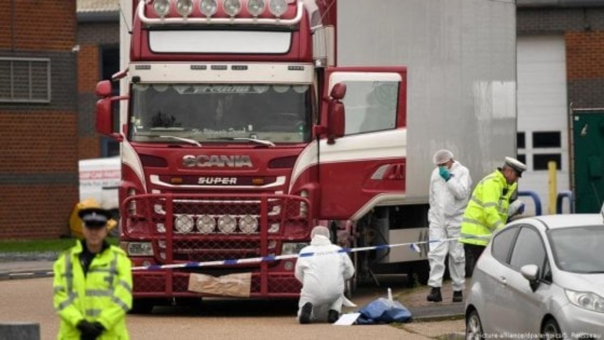 belgio migranti camion