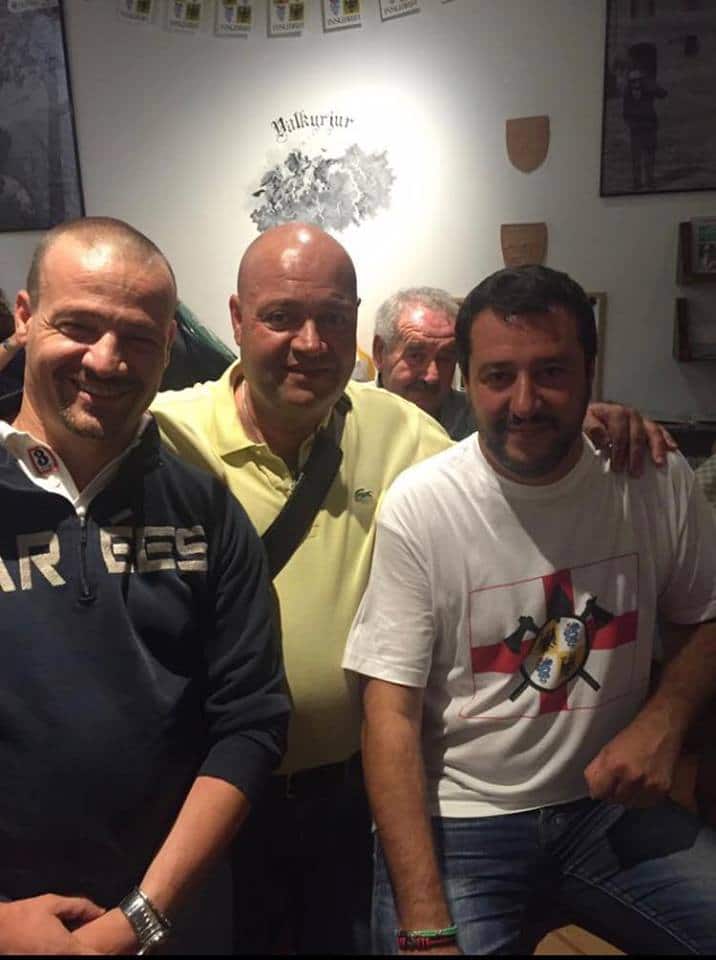 foto salvini neonazista