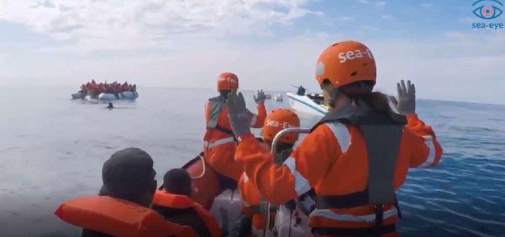 migranti sea eye libici video