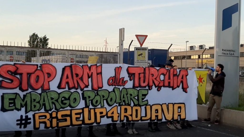 protesta attivisti italia turchia armi roma siria curdi