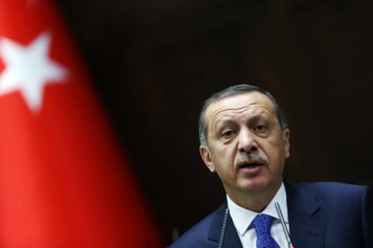 Erdogan Uefa saluti militari turchia