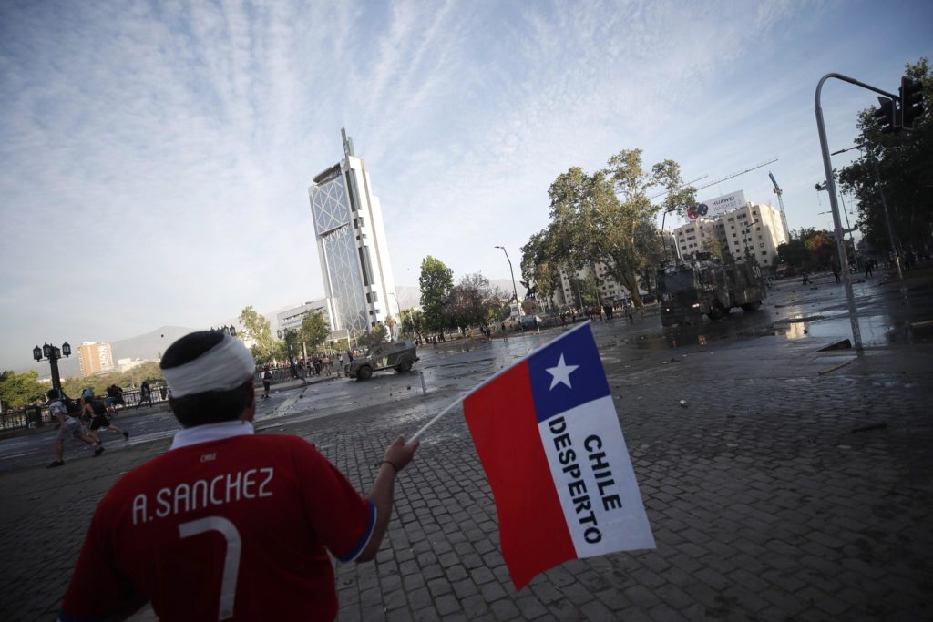 cile perù calcio proteste