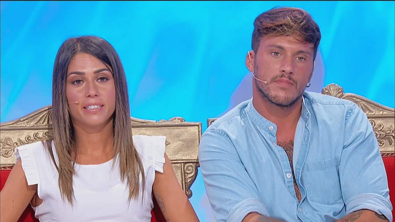 Oggi Uomini E Donne Trono Classico O Over