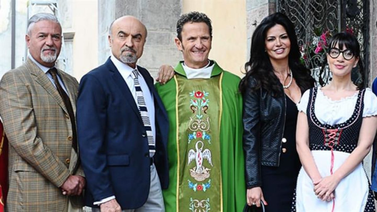 Cast Di Din Don Il Ritorno