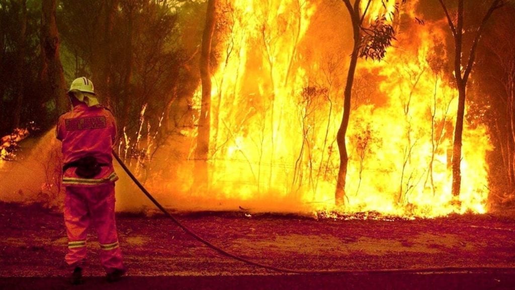 australia arresti incendi