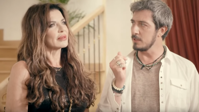 Elena Morali La Pupa E Il Secchione
