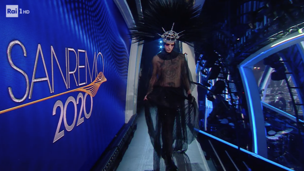 Sanremo 2020, abito Achille Lauro stasera: stilista quarta ...