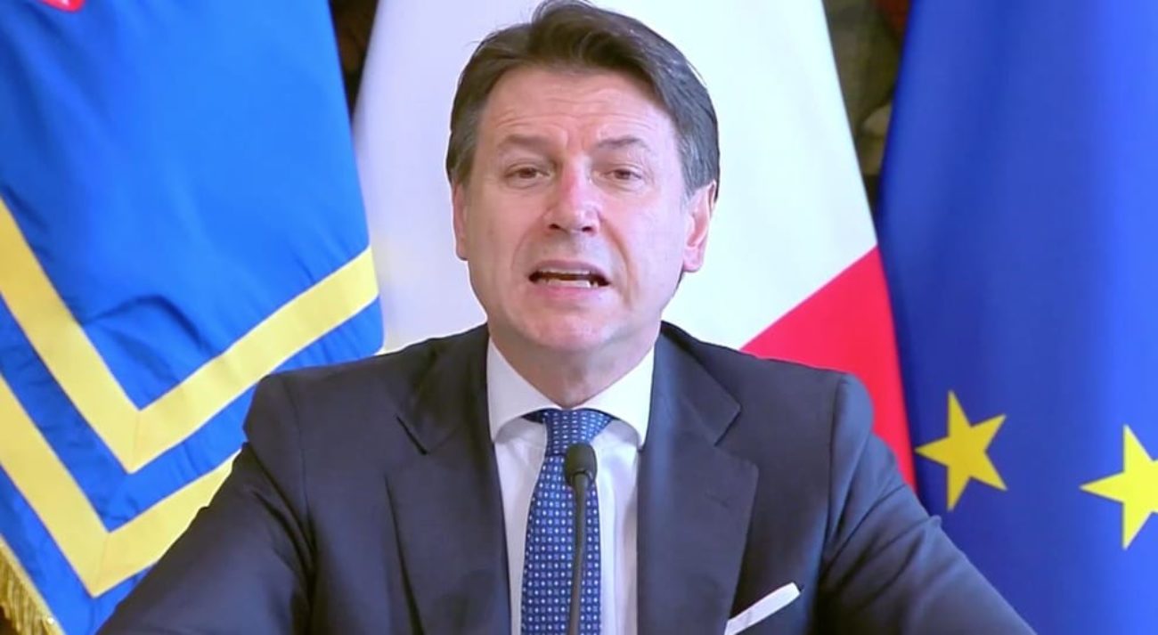 Coronavirus chiusura fabbriche italia