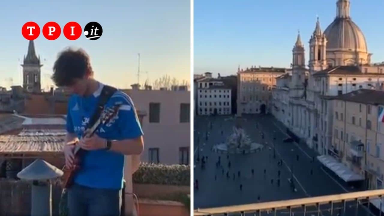 Jacopo, il chitarrista di Piazza Navona suona Sally di Vasco Rossi VIDEO