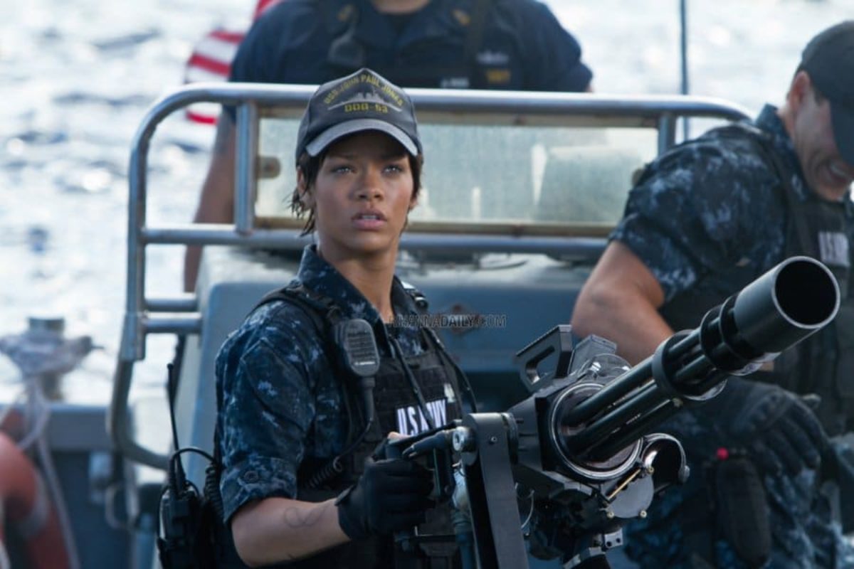 battleship rihanna film cast trama