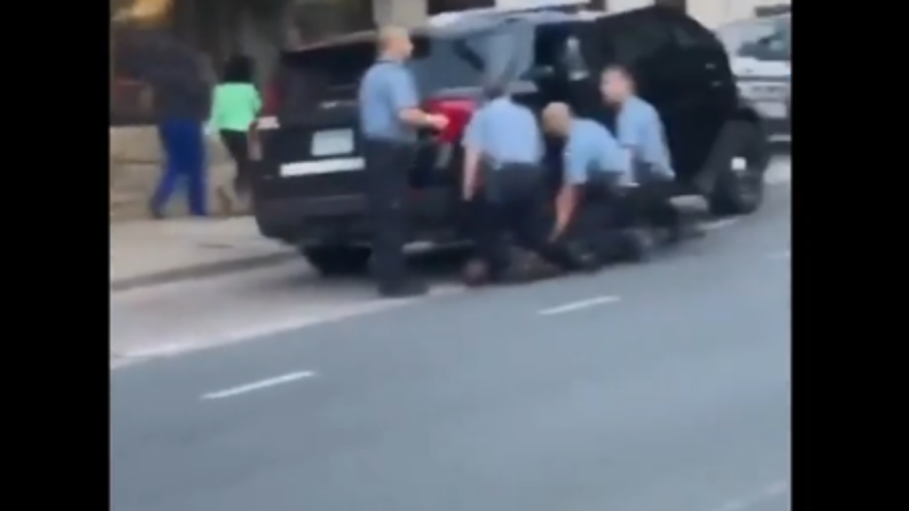 Poliziotti Floyd arrestati