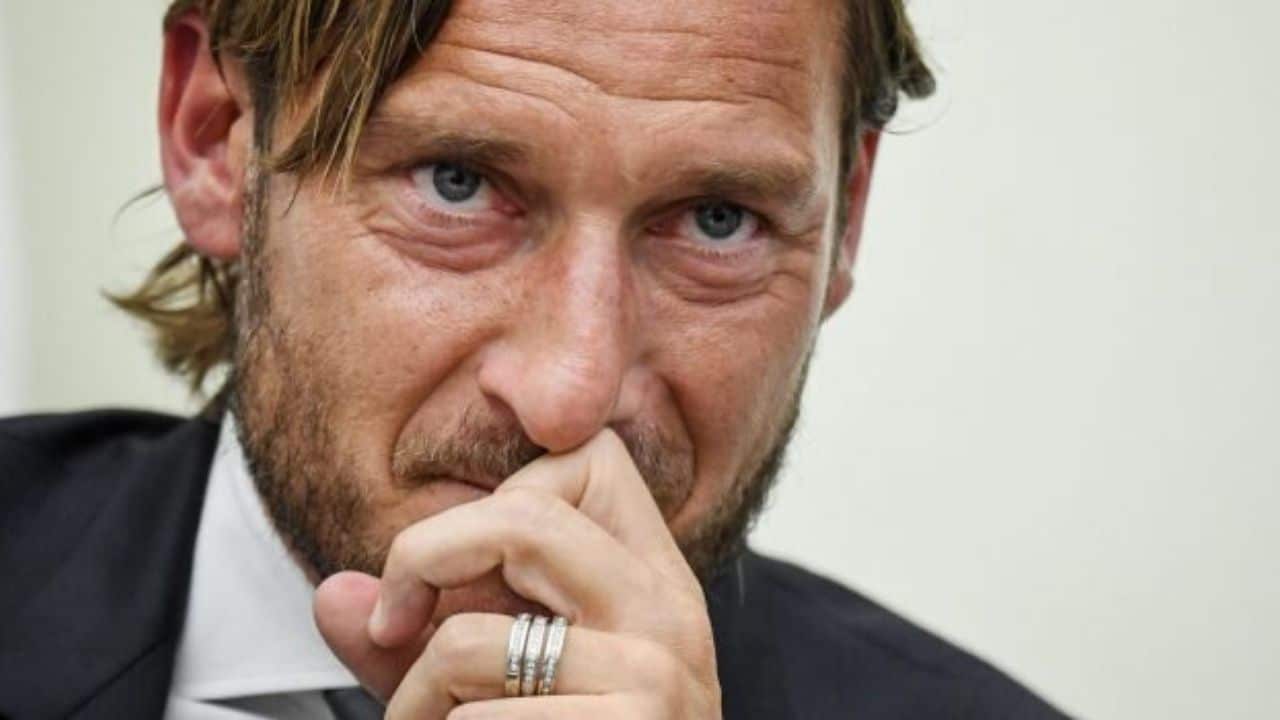 Francesco Totti perde l'orologio, l'appello sui social: \