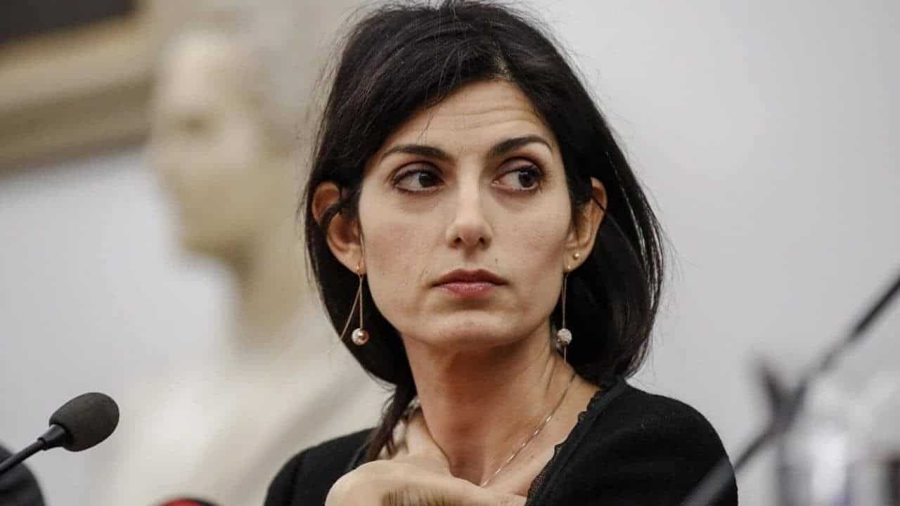 Covid, la sindaca Virginia Raggi 