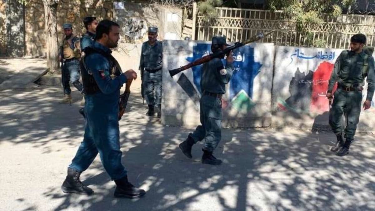 afghanistan attacco università