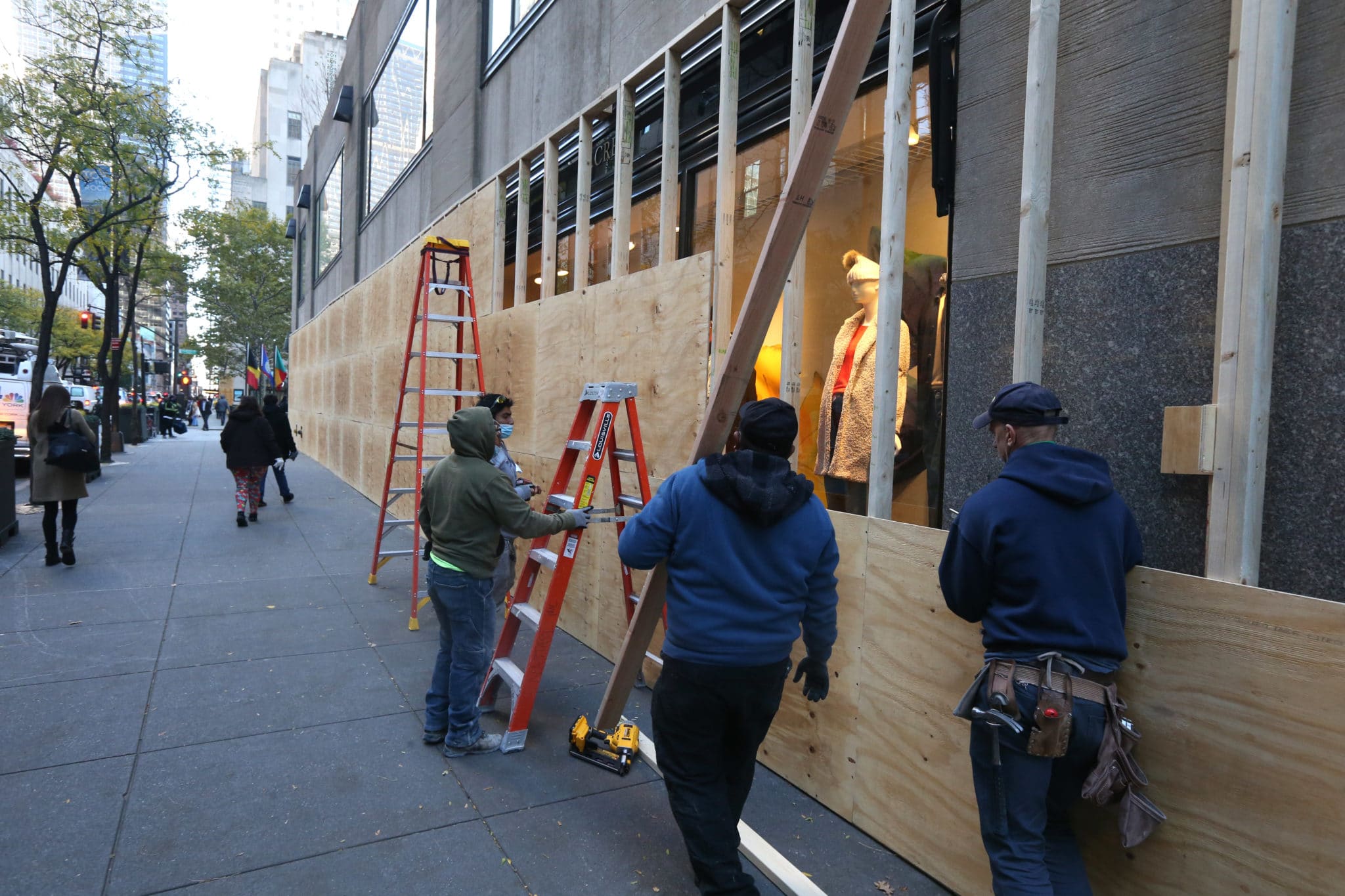 elezioni usa negozi barricati