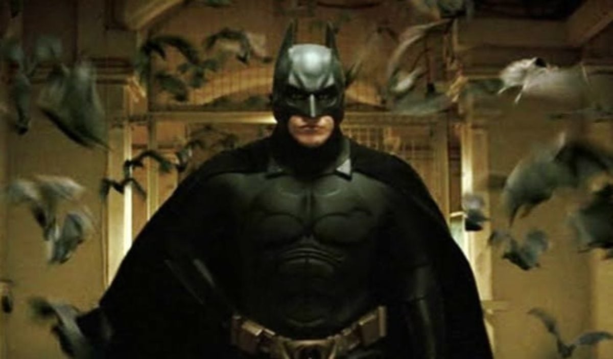 batman begins trama cast film