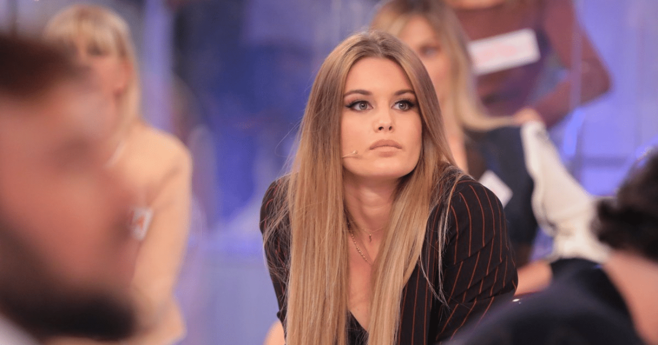 Uomini e Donne oggi non va in onda ecco perché, il motivo del cambio