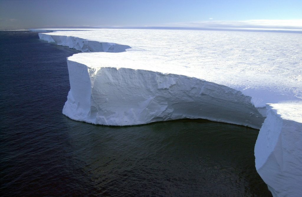 iceberg più grande mondo a68