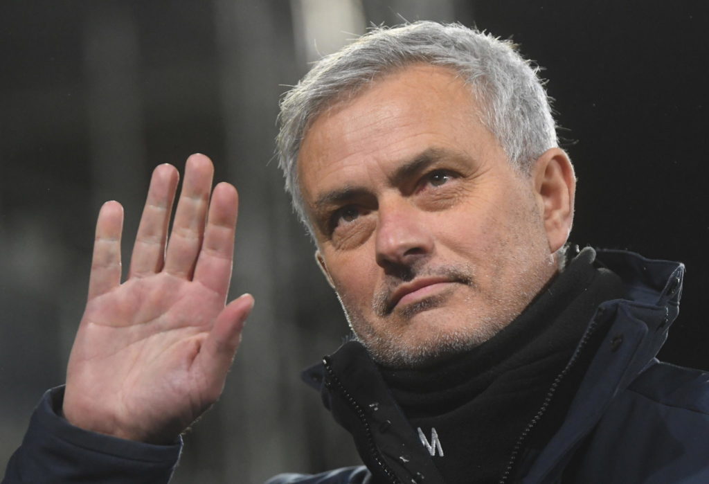 quanto guadagna mourinho roma stipendio
