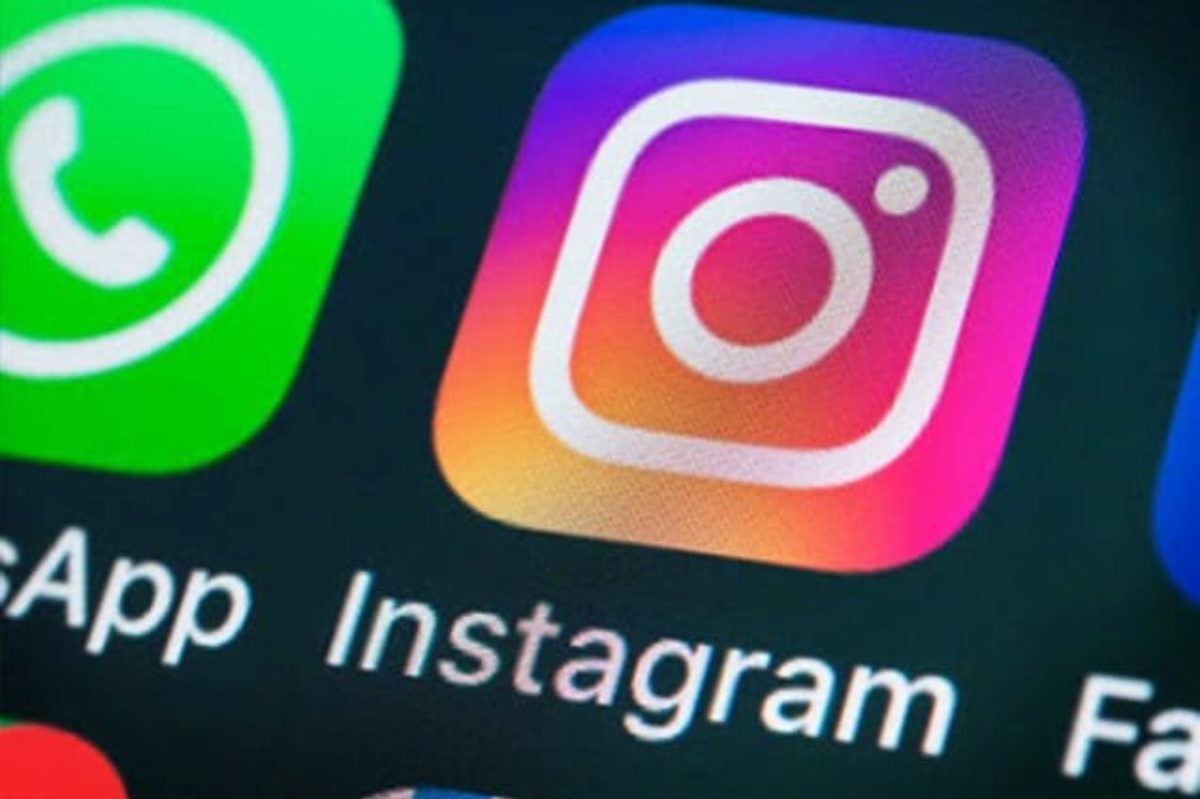 WhatsApp Facebook Instagram down cosa è successo ultime notizie