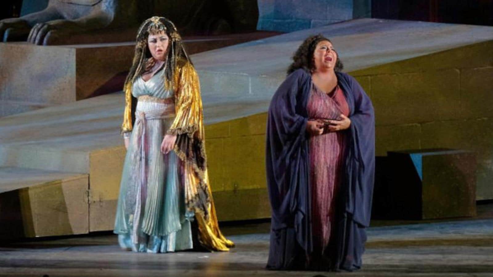 Aida su Rai 3 l'Opera di Verdi dall'Arena di Verona con Baudo e Di Bella Aida su Rai 3 l'Opera di Verdi dall'Arena di Verona con Baudo e Di Bella