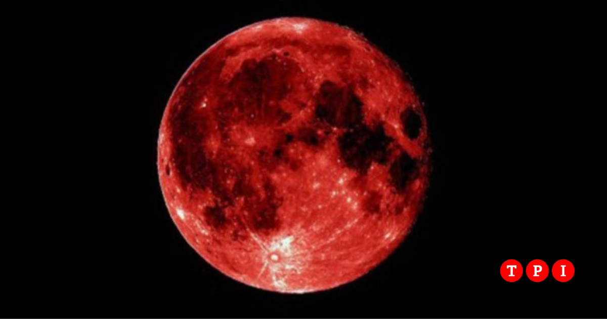 Eclissi lunare parziale oggi 19 novembre 2021 dove e come vedere, orario