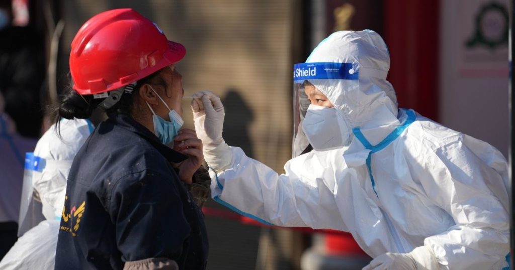 Cina, focolaio di Covid nella città di Xi’an: 13 milioni di abitanti in lockdown