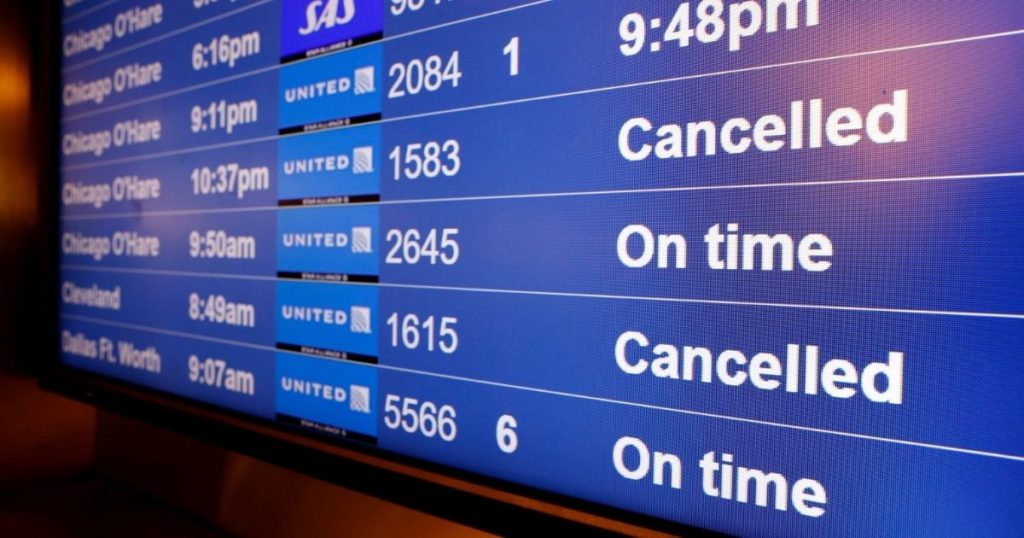 Omicron cancella quasi 10mila voli in 4 giorni. Equipaggi in quarantena