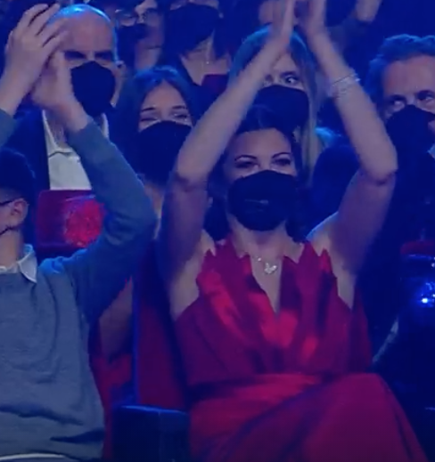 abito moglie amadeus giovanna civitillo sanremo 2022