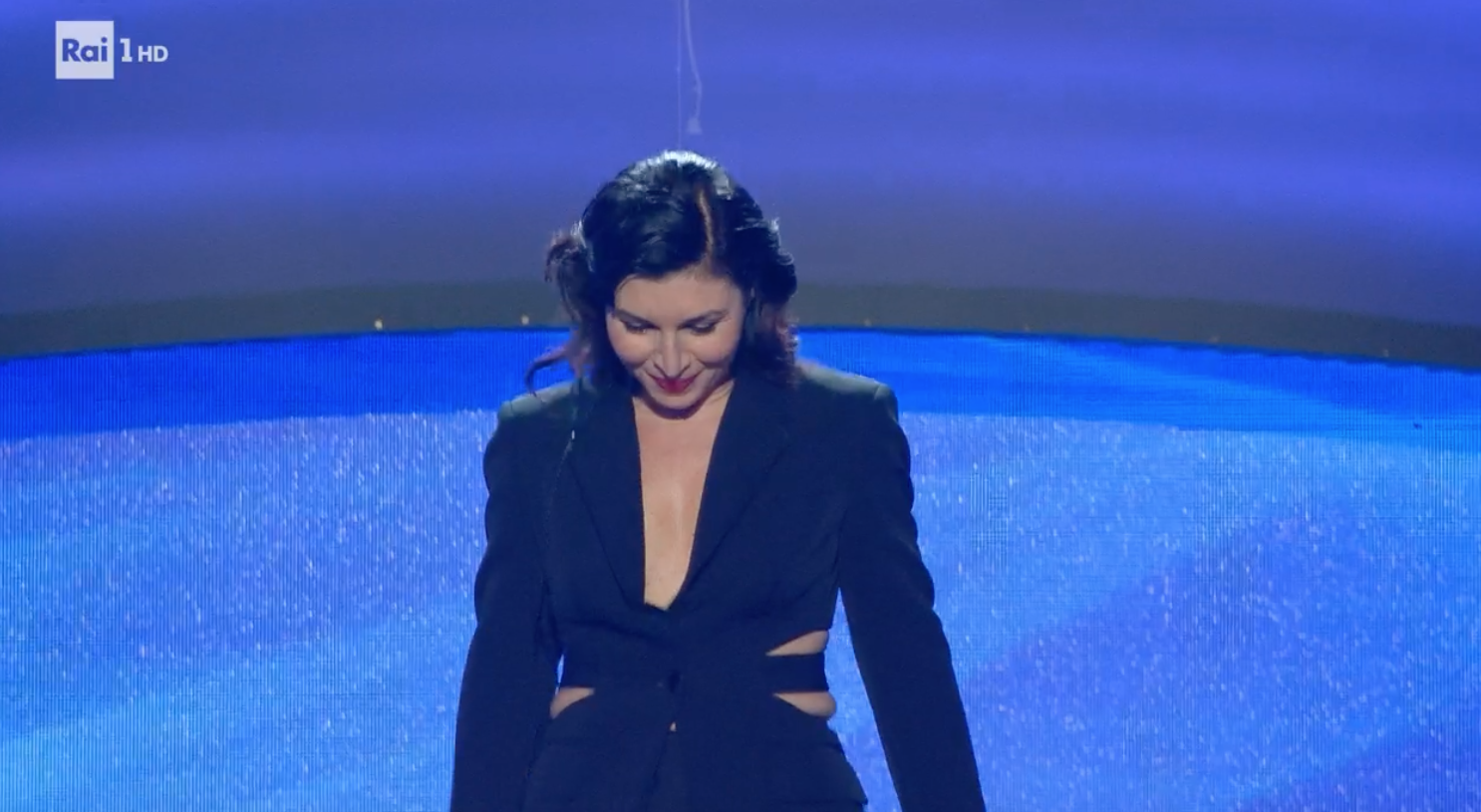 abito giusy ferreri terza serata sanremo 2022