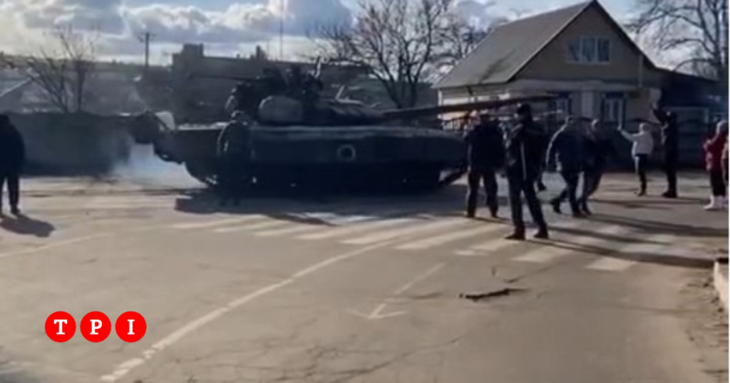 ucraina carro armato uomo