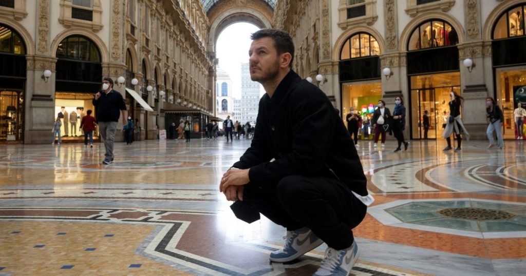 Una semplice domanda di Alessandro Cattelan