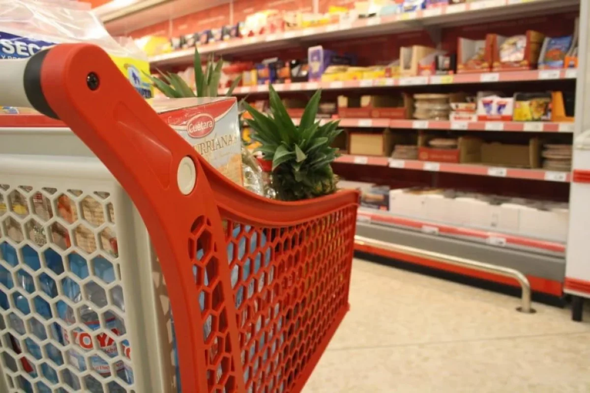 2 giugno 2022 negozi supermercati aperti chiusi italia festa della repubblica info orari centri commerciali