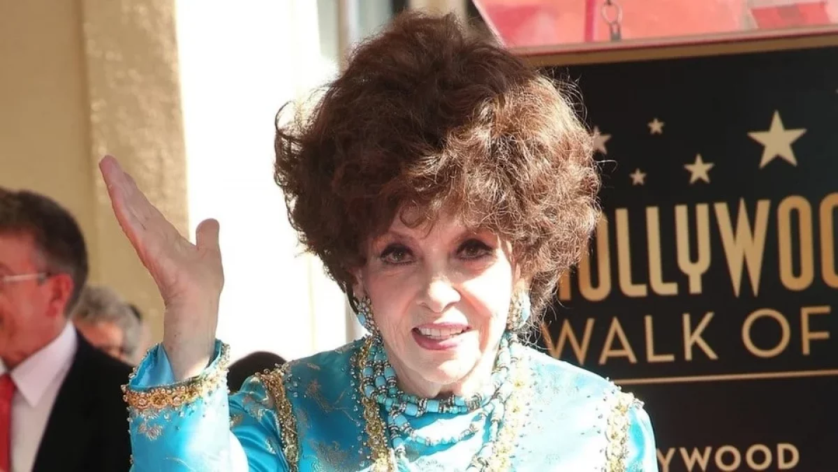 gina lollobrigida candata senato 95 anni