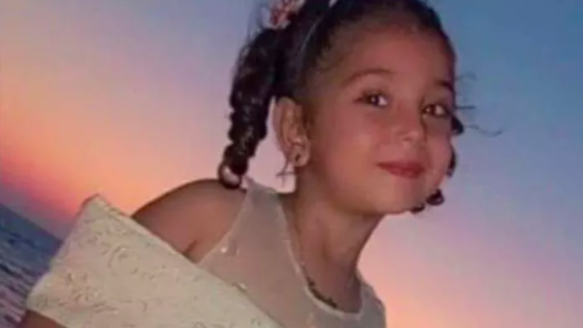 La bimba siriana di 4 anni morta di sete su un barcone che nessuno ha soccorso