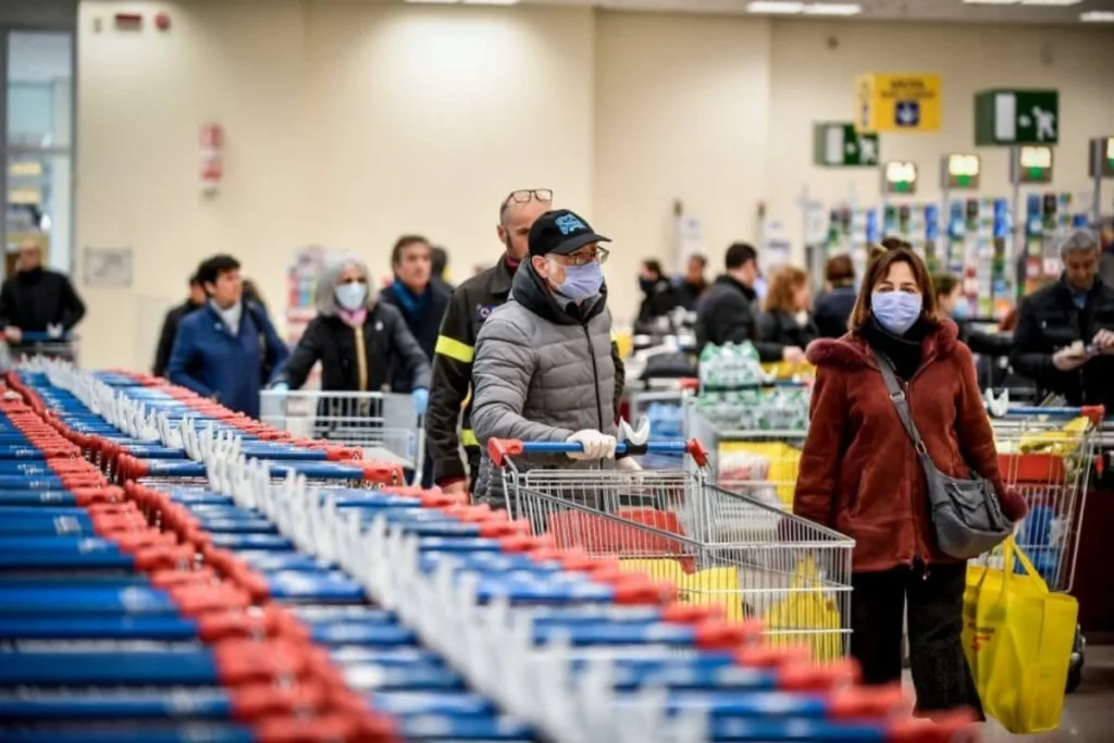 capodanno 2023 negozi aperti chiusi supermercati 1 gennaio oggi