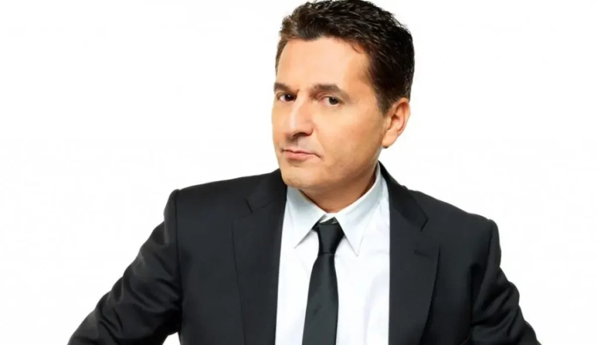 Perché teo mammucari non conduce le iene motivo lite cosa è successo