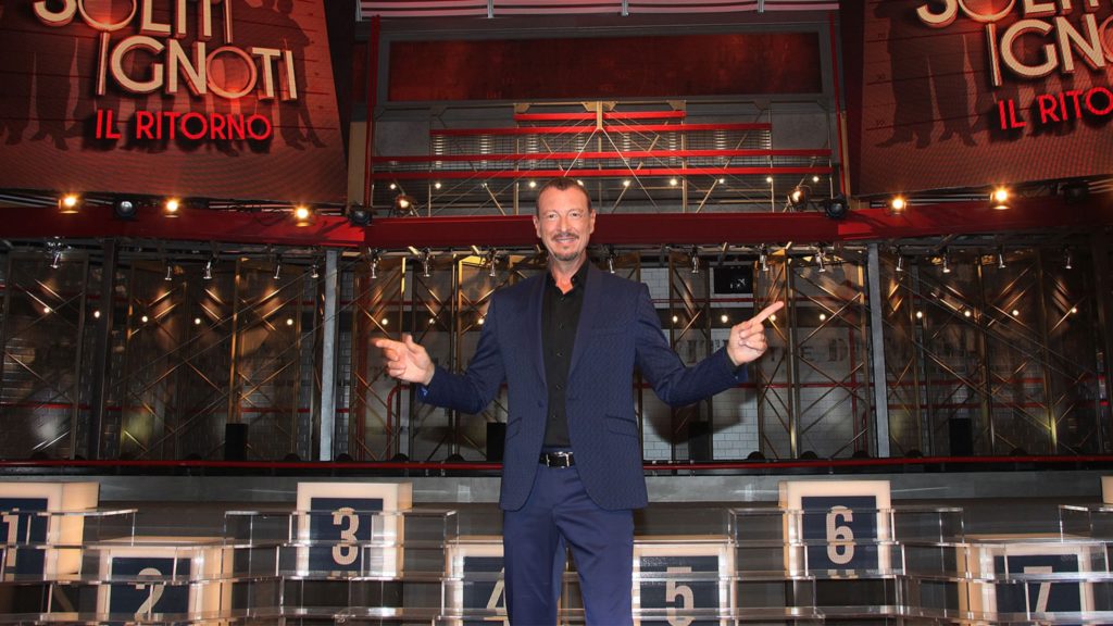 Soliti Ignoti Speciale Lotteria Italia 2023 streaming diretta tv