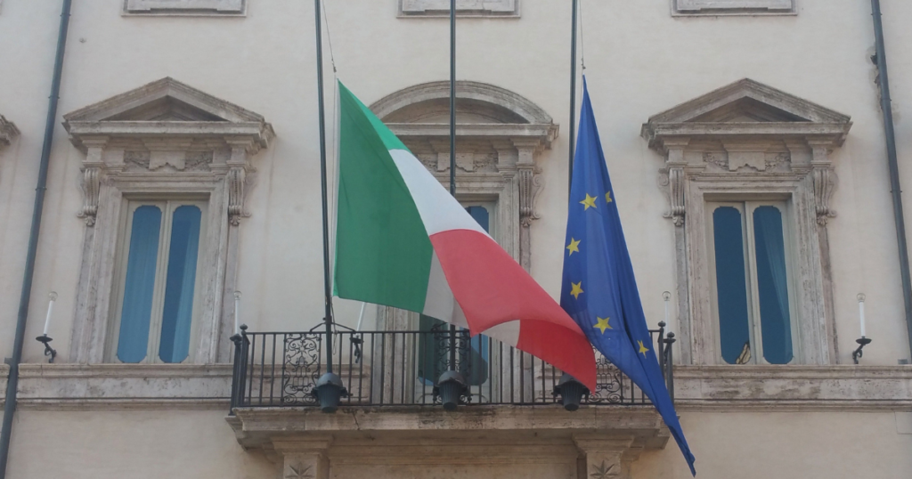 bandiere mezz'asta oggi