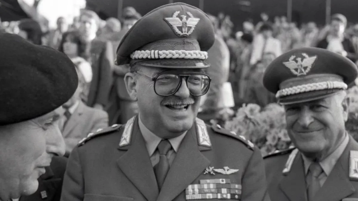 carlo alberto dalla chiesa il nostro generale chi era