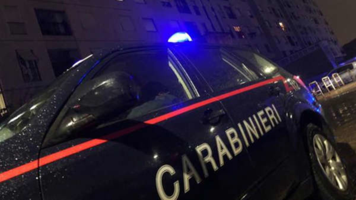 roma cassiere aggredito